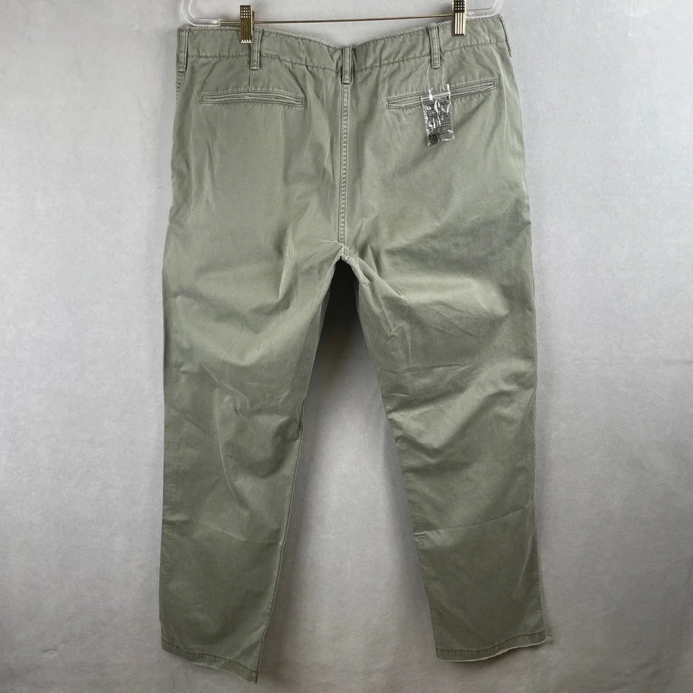 Uniqlo Vintage Regular Fit Chino Pants Men 38x32 Olive Green Preppy Normcore NWT